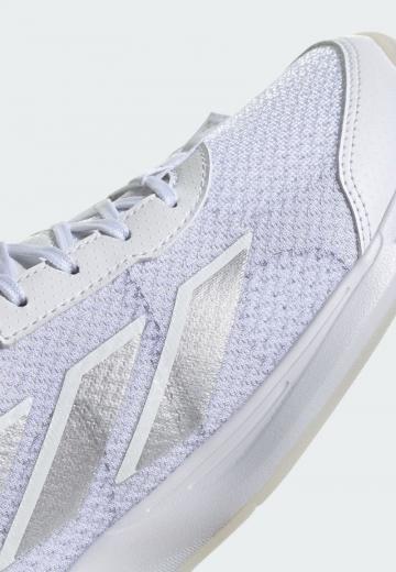 Теннисные кроссовки