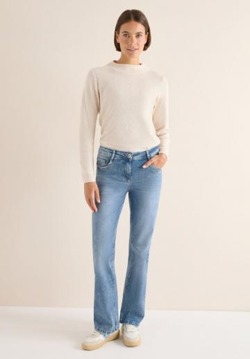 Клешеные брюки