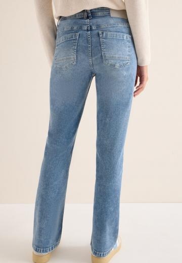 Клешеные брюки