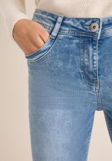 Клешеные брюки