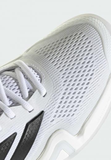 Теннисные кроссовки