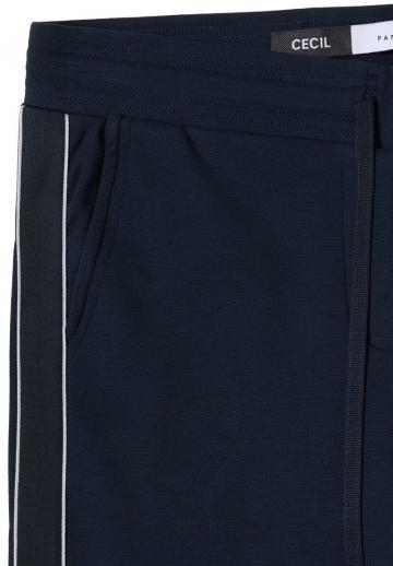 Спортивные штаны