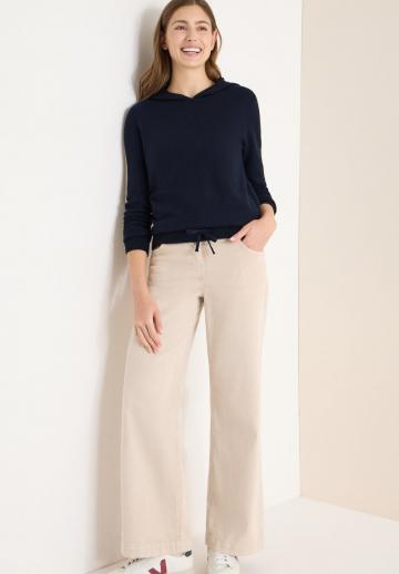 Пуловер с капюшоном