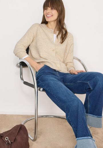 Вязаная кофта