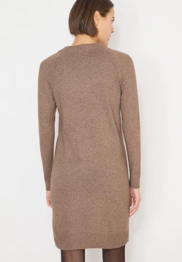 Вязаное платье