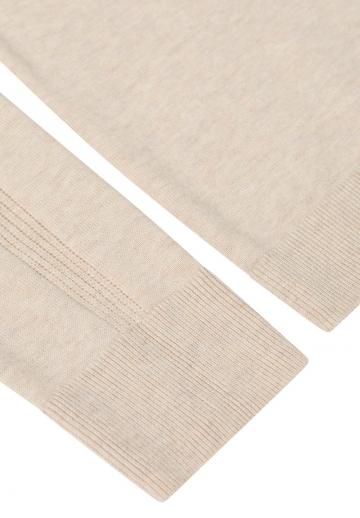 Пуловер с вырезом V