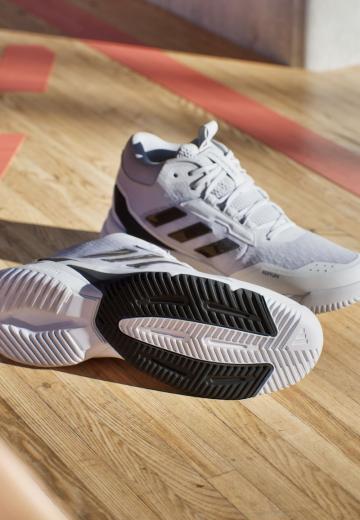 Баскетбольные кроссовки