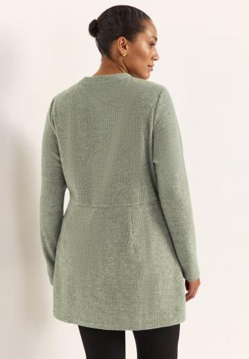 Длинный пуловер