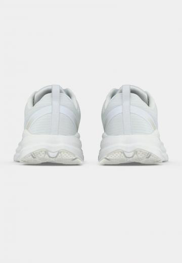 Тренировочные кроссовки