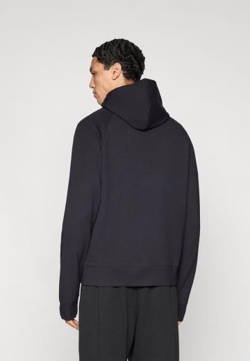 Спортивная кофта