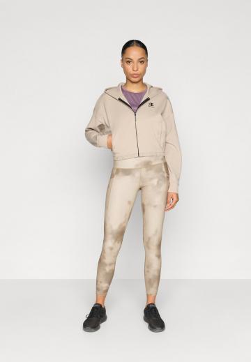 Спортивная толстовка