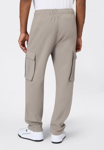 Брюки с накладными карманами