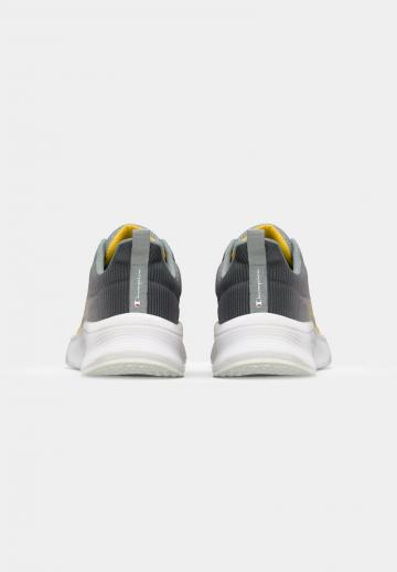 Тренировочные кроссовки