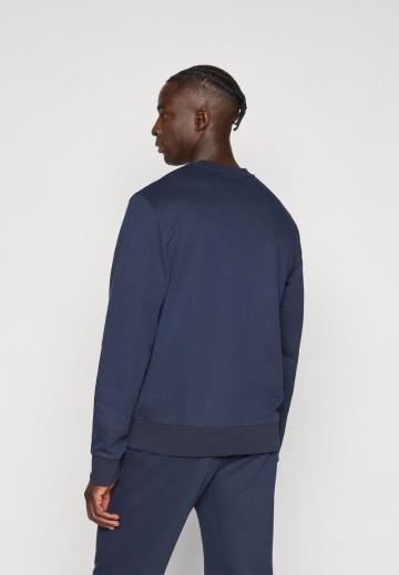 Спортивная кофта