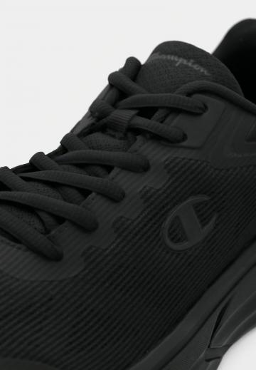 Тренировочные кроссовки