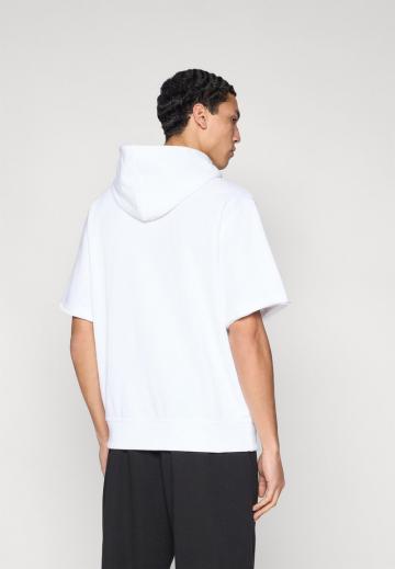 Спортивная кофта