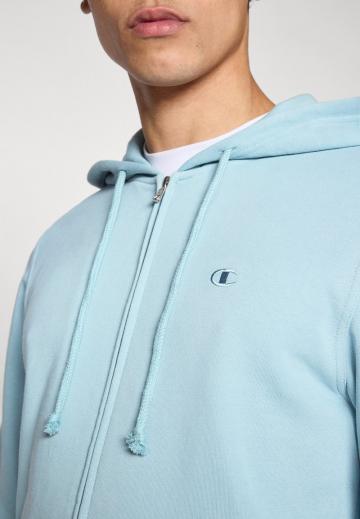 Спортивная кофта