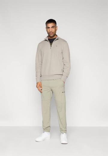 Спортивная кофта