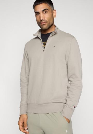 Спортивная кофта