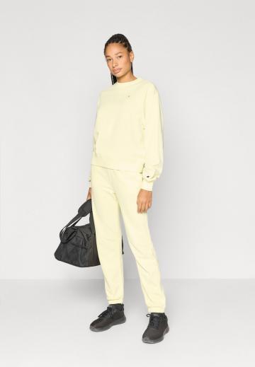 Спортивная толстовка