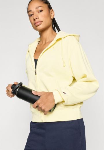 Спортивная толстовка