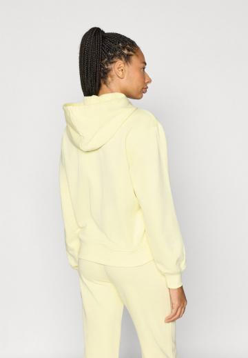 Спортивная толстовка