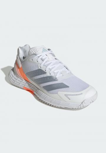 Теннисные кроссовки