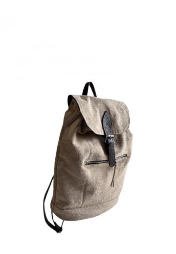 Кожаный рюкзак