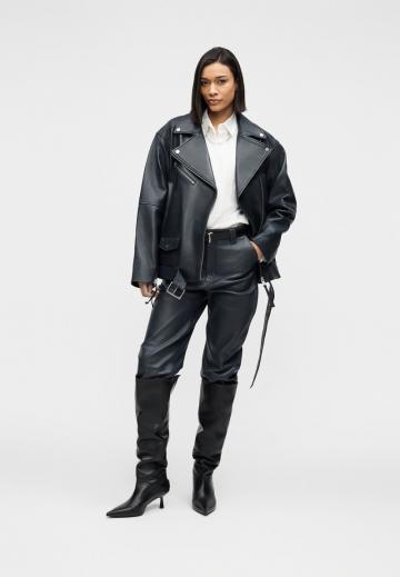 Байкерская куртка