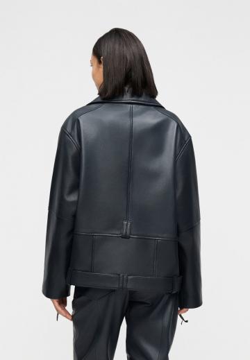 Байкерская куртка