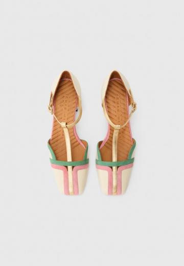 Туфли на высоком каблуке