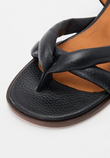 Римские сандалии