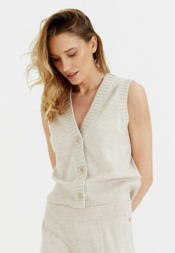 Пуловер без рукавов