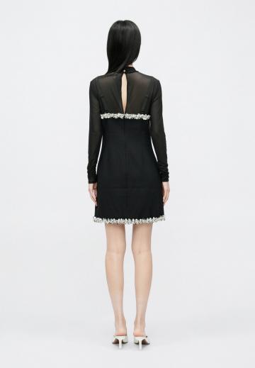 Короткое платье