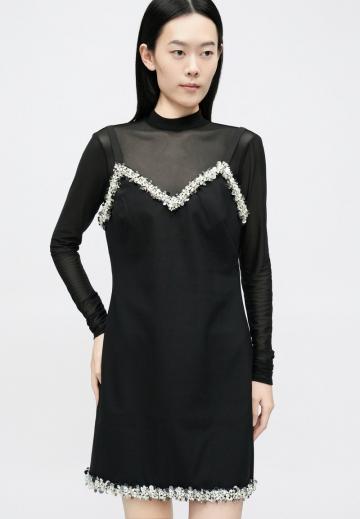 Короткое платье