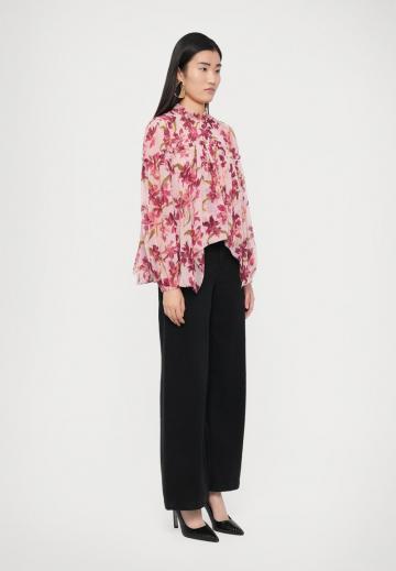 Шифоновая блузка