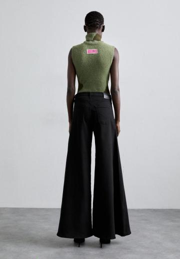 Джинсы бойфренда