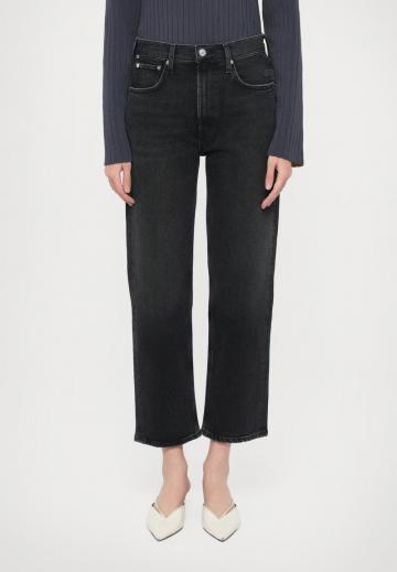 Короткие джинсы