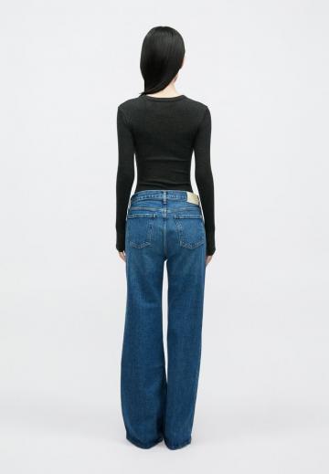 Клешеные джинсы