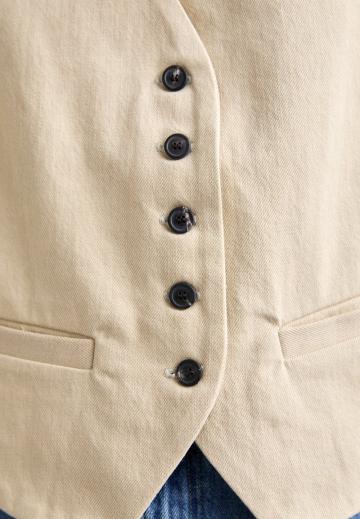 Джинсовая жилетка