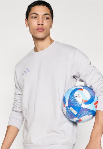 Спортивная кофта