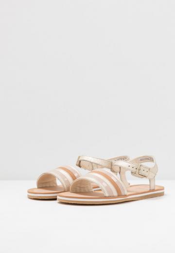 Сандалии