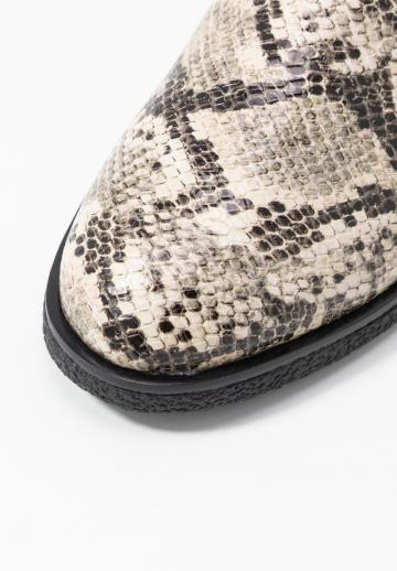 Ботинки челси