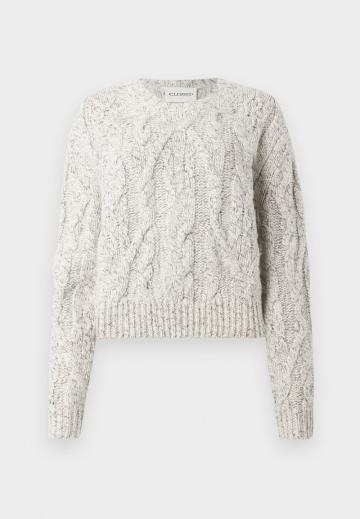 Длинный пуловер