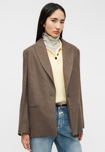 Джинсы бойфренда