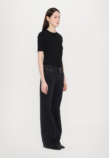 Джинсы бойфренда