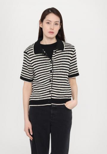 Джинсы бойфренда