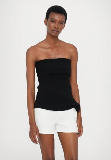 Джинсовые шорты