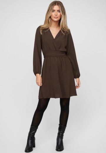 Короткое платье