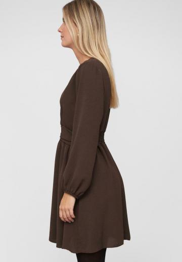 Короткое платье